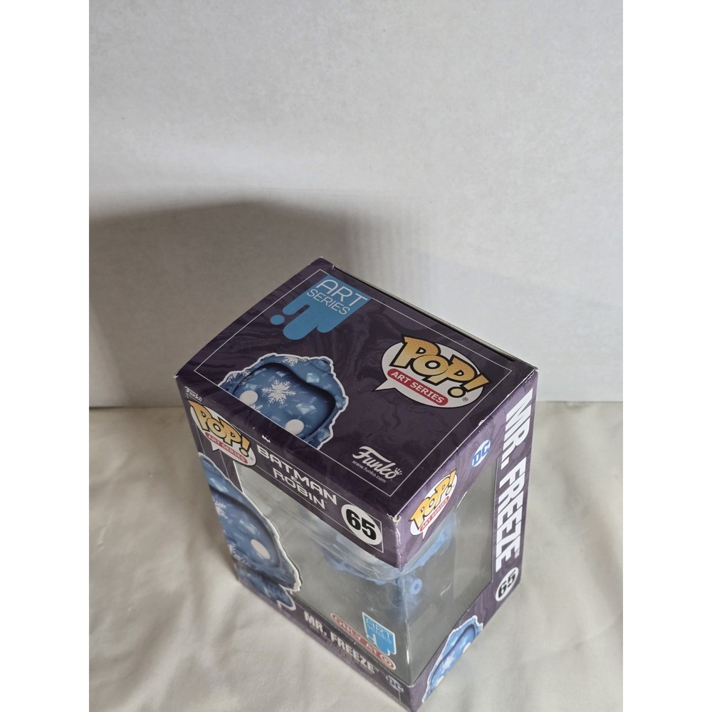 FUNKO Pop!‎ BATMAN & ROBIN #65 MR. FREEZE DC Art Series **NEW** Target Exclusive - Picture 6 of 7